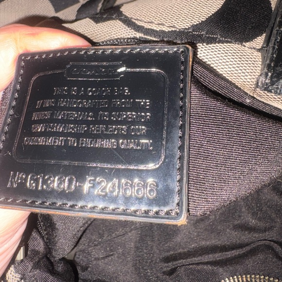 Coach Black and Cream Signature Tote Bag - Picture 5 of 5